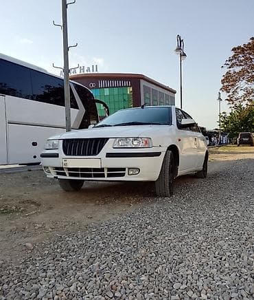turbo az quba masinlar: Ağ rəngli sedan avtomobil - Korpus: 4 qapılı sedan, ağ rəng, qara — 3