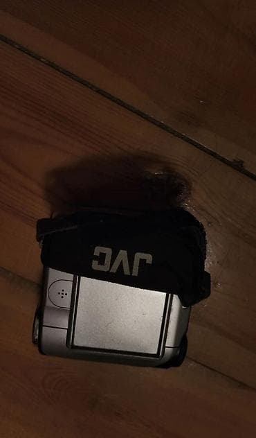 foto tərcümə: JVC rəqəmsal videokamera - Model xətti: JVC Digital Video Camera — 5