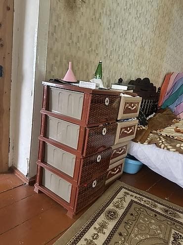 Komodlar: Plastik çəkməcəli komod dəsti - 2 ədəd ayrı komod: biri toxuma — 2