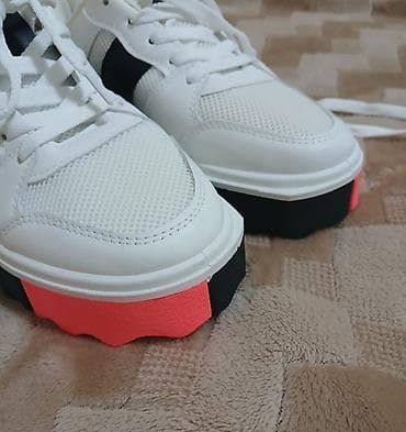 kedi: Ölçü: 36, rəng - Ağ, Yeni — 3