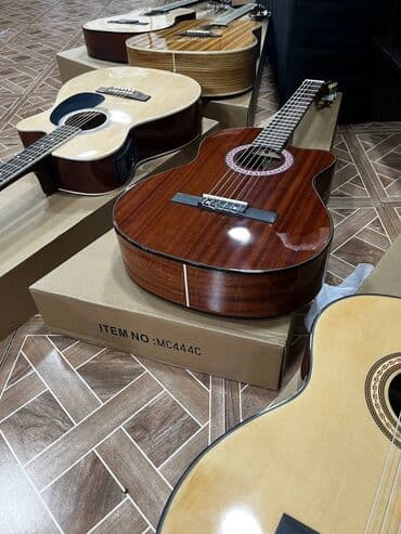 doogee y100 valencia 2: Klassik gitara, Yeni, Pulsuz çatdırılma — 1