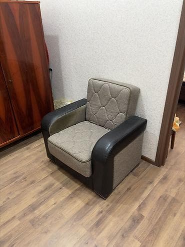 ev mebeli: Salam, tecili satilir real aliciya endirim var. krovat demek olar ki — 5
