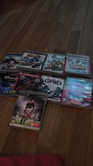 PS3 üçün orijinal disk oyunlar dəsti Paketdə olan adlar: - FIFA 14 -