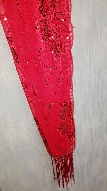 xacmaz qizil instagram: Yep yenidir həri, Nisan yaylığı — 3