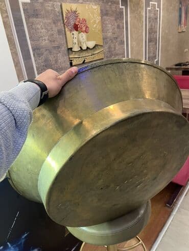 Mercedes-Benz: Böyük ölçülü latun (pirinç) sini/çanaq - Material: qalın pirinç — 1