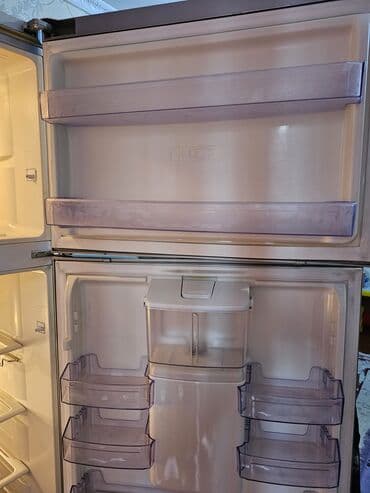 su dispenserləri: İşlənmiş 2 qapılı Beko Soyuducu Satılır, rəng - Gümüşü, Dispenserli — 5