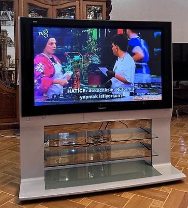 TV və video: Panasonic plazma televizor + şüşə rəfli TV stend Heç bir problemi — 2