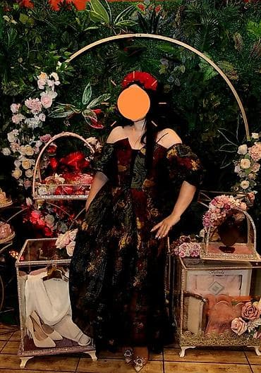 Toy paltarları və aksesuarları: Donlar Ziyafet koktelni platya 380 manata alinib markadi — 1