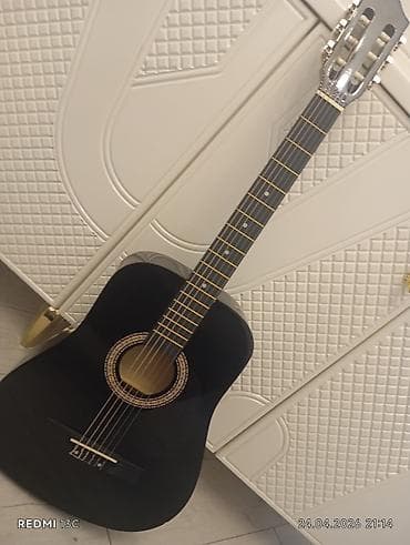 gitar akustik: Klassik akustik gitara dəsti - Korpus: dreadnought forması, qara — 1