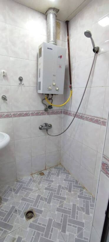 kirayə mənzillər 2022: Nərimanov rayonu Nərimanov metrosunun yaxınlığında köhnə tikili — 12