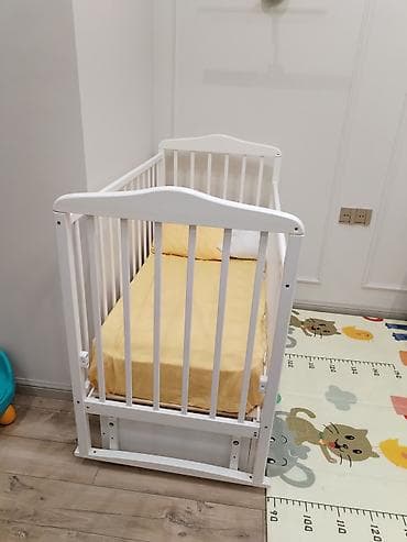 islenmis mebiler: Oğlan və qız üçün, İşlənmiş, Dördbucaq, Beşik, Dəstsiz, Matras ilə, Yellənmə mexanizmi ilə — 5