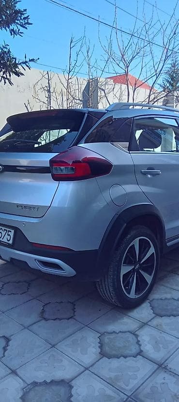 avtomobil satiwi: Chery Tiggo: 1.5 l | 2023 il 28000 km Krossover — 5