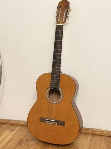 gitara gəncə: Klassik gitara, İşlənmiş — 1