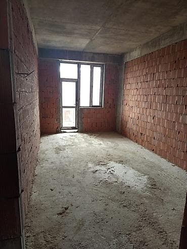 midada ev satilir: 7-ci mikrorayon, 2 otaqlı, Yeni tikili, m. Azadlıq Prospekti, 90 kv. m — 4