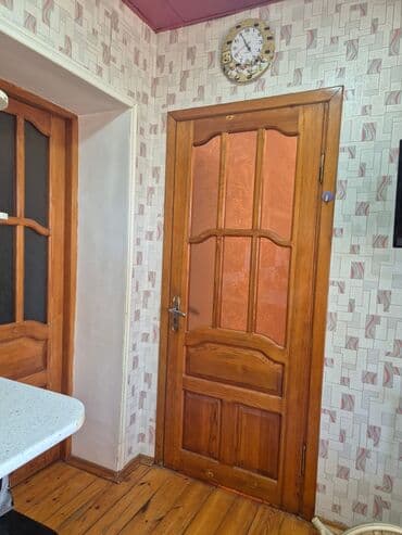 3 eded qapi 90/210 şüşəli 1 eded 90/230.şüşəsiz Qiymet 40 azn Unvan