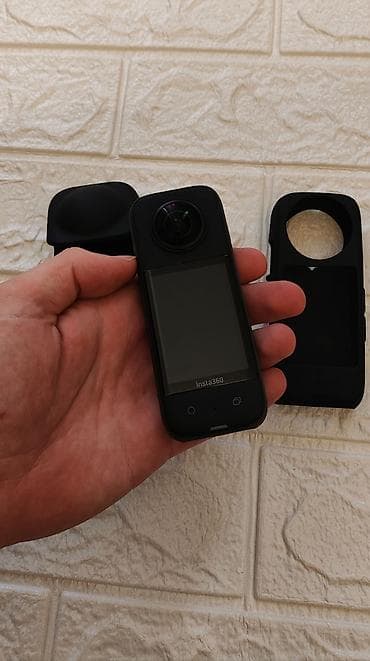 İdeal vəziyyətdə! Komplektasiya: • Insta360 X3 360° action kamera • — 2