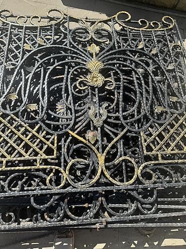 çubuqlar: Dəmir pəncərə barmaqlığı – dekorativ döymə (kəsikləri qara-qızılı) — 5