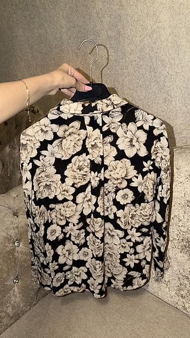 Qadın köynəyi – çiçək naxışlı mangodan problemi yoxdur - Rəng: qara — 2