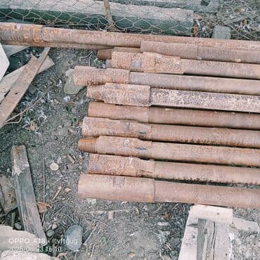 kəndir ip: Paslı metal borular dəsti. Arteziyan quyularının qazılması üçün olan — 2