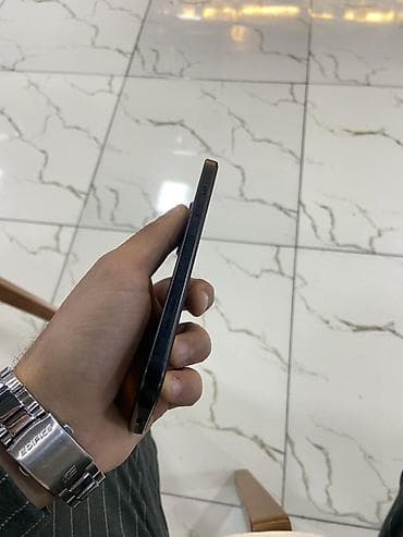 IPhone 15, 128 ГБ, Black Titanium, Face ID — 3