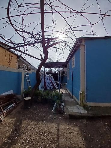 heyet evi: 3 otaqlı, 140 kv. m — 6