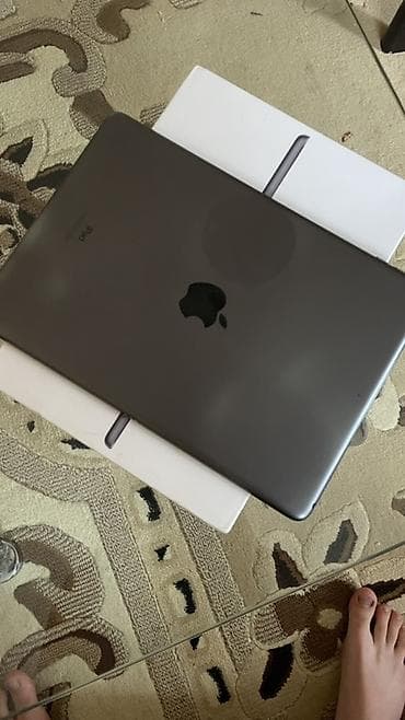 hp core i5: Apple iPad 9 (2021), 10,2", 64 GB — 2