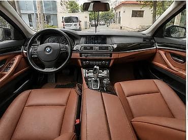 BMW sedan – salon və avadanlıq təsviri - Dəri salon: qəhvəyi rəngli