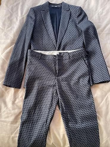 Gucci iki hissəli kostyum dəsti - Brend: Gucci (Made in Italy) -