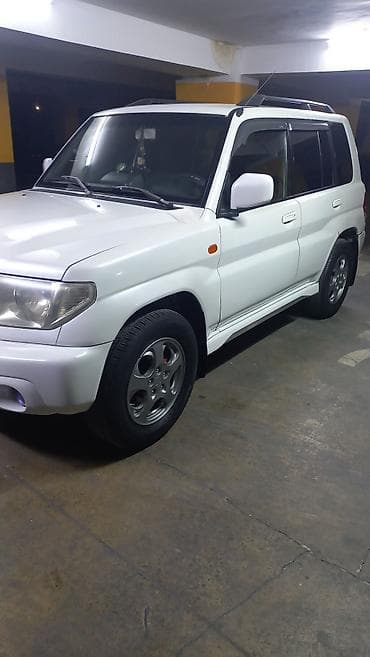 pajero io: Mitsubishi Pajero: 2 l | 2000 il 348858 km Ofrouder/SUV — 2