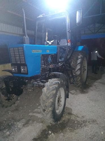 Belarus 821 təkərli traktor - Güclü dizel mühərrik (MMZ) – yanacağın — 3