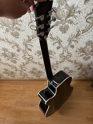 Akustik gitara – QTE brendi, kəsik korpuslu (cutaway) model — 5