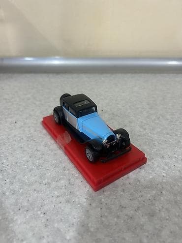 Игрушки: Metall oyuncaq avtomobil – sedan model miniatür - Ölçü: təxminən 1:36 — 10