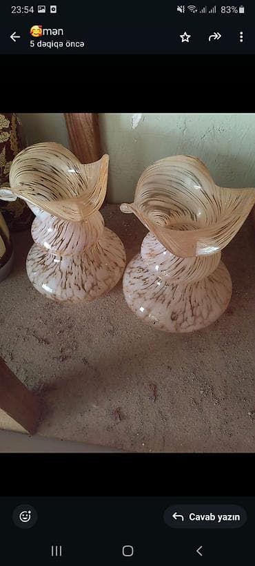 Şüşə məmulatları dəsti - 2 ədəd dekorativ şüşə vaza: əl işi