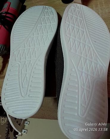 ağ kofta: Məhsul: Kişi slip-on ayaqqabıları – 2 cüt 1) Boz slip-on (şəbəkə — 3