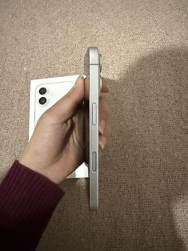 Kompüter, noutbuk və planşetlər: IPhone 11, Ağ, Face ID — 3