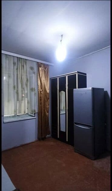 naximov kucesi: İcərişəhər metrosunan 300 m. məsafədə, Abdulla Şaiq 5 kücəsində — 7