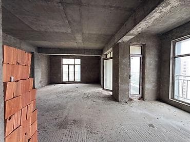 Mənzillər: Satılır 3 otaqlı yeni tikili 110 m², 28 May m. Kateqoriya Yeni tikili — 10