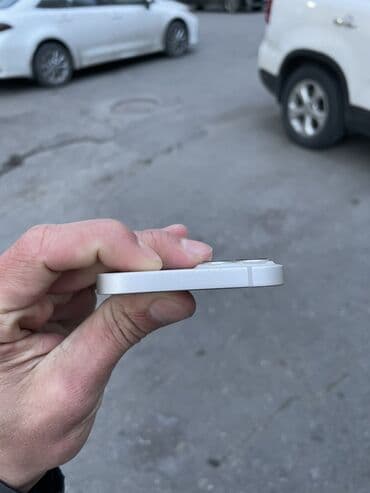 Мобильные телефоны: IPhone 13, Белый, Face ID — 5