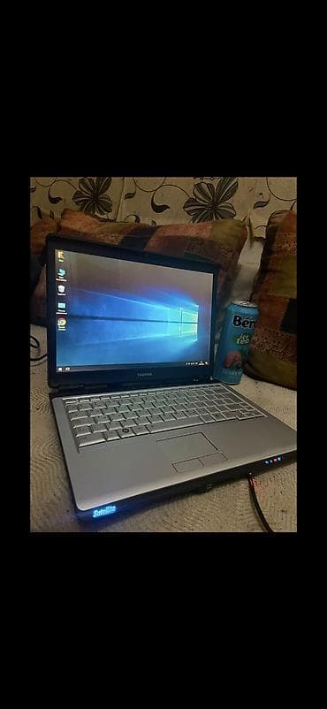 Toshiba: Toshiba Satellite noutbuk - Ekran: təxminən 13–14 düym, HD mat ekran — 1