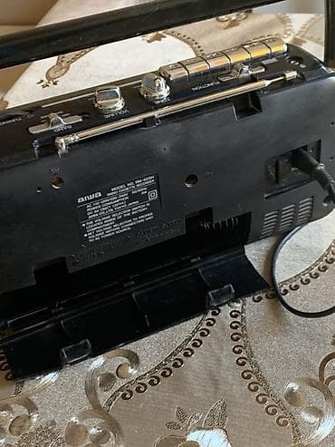 Бытовая техника: Кассетный Магнитофон Aiwa — 4