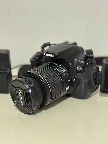 Canon EOS 650D DSLR fotoaparat + Canon EF-S 18-55mm IS II lens Hər