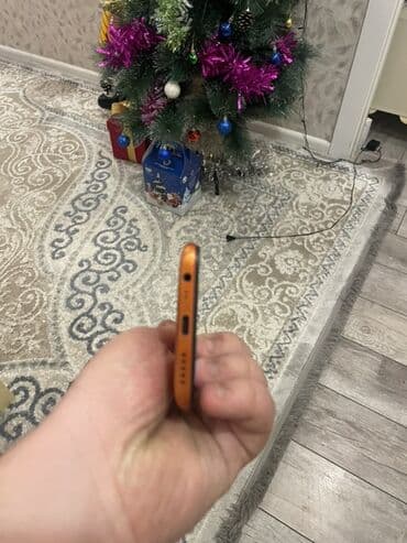 muzikalni sentr: Redmi 8A, 32 GB, Sensor — 4