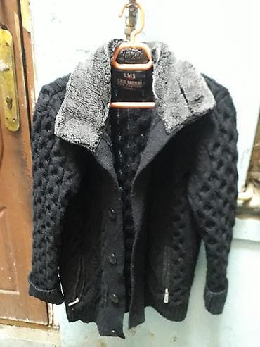 Ikinci əl qurtkanın cüzi zədəsi var belə normal vəziyyətdədirlər ikisi