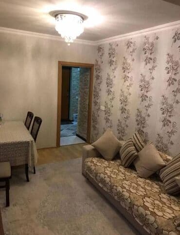 ecemide kiraye evler ucuz: Nəsimi rayonu Memar Əcəmi metrosunun yaxınlığında, 5 mertebeli binanın — 2