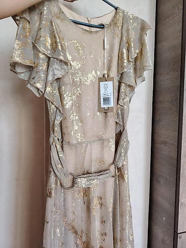 veçer donları: 42 olcu xlady den 165 manata alınıb, 45 manata satilir . Zərif — 4