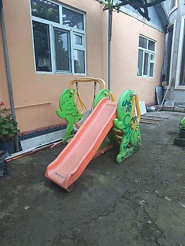 yastık: Uşaq oyun komplekti – slayd və yelləncək bir yerdə. 380₼ alınıb - — 2
