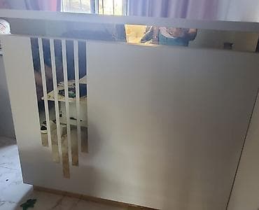 mdf akril: Resepsiyon masası – ağ rəngdə, müasir dizayn - Ön panel: Parlaq ağ — 1