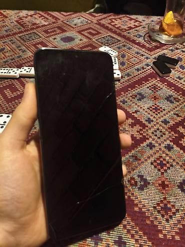 iphone xs xirdalan: Honor x8a ekran qırılıb qiymətdən çıxılıb 128/6+6 idiyal bu qiymətə — 2