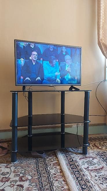 televizo: LG televizor + şüşə TV stendi - 82 Ekran - Pultu var Televizor — 3