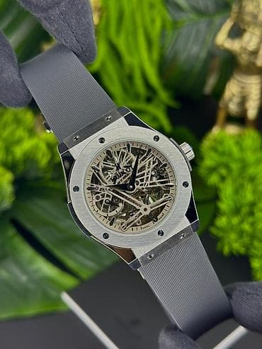 rus saati: Yeni, Qol saatı, Hublot, rəng - Qara — 1